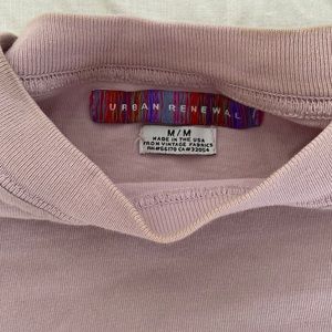 Cropped Vintage light purple top